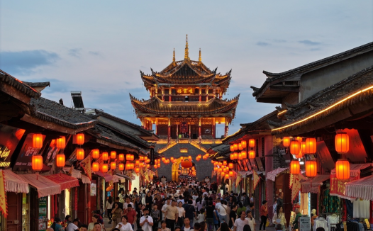 千年古城石榴红!航拍会理万亩”红色海洋”